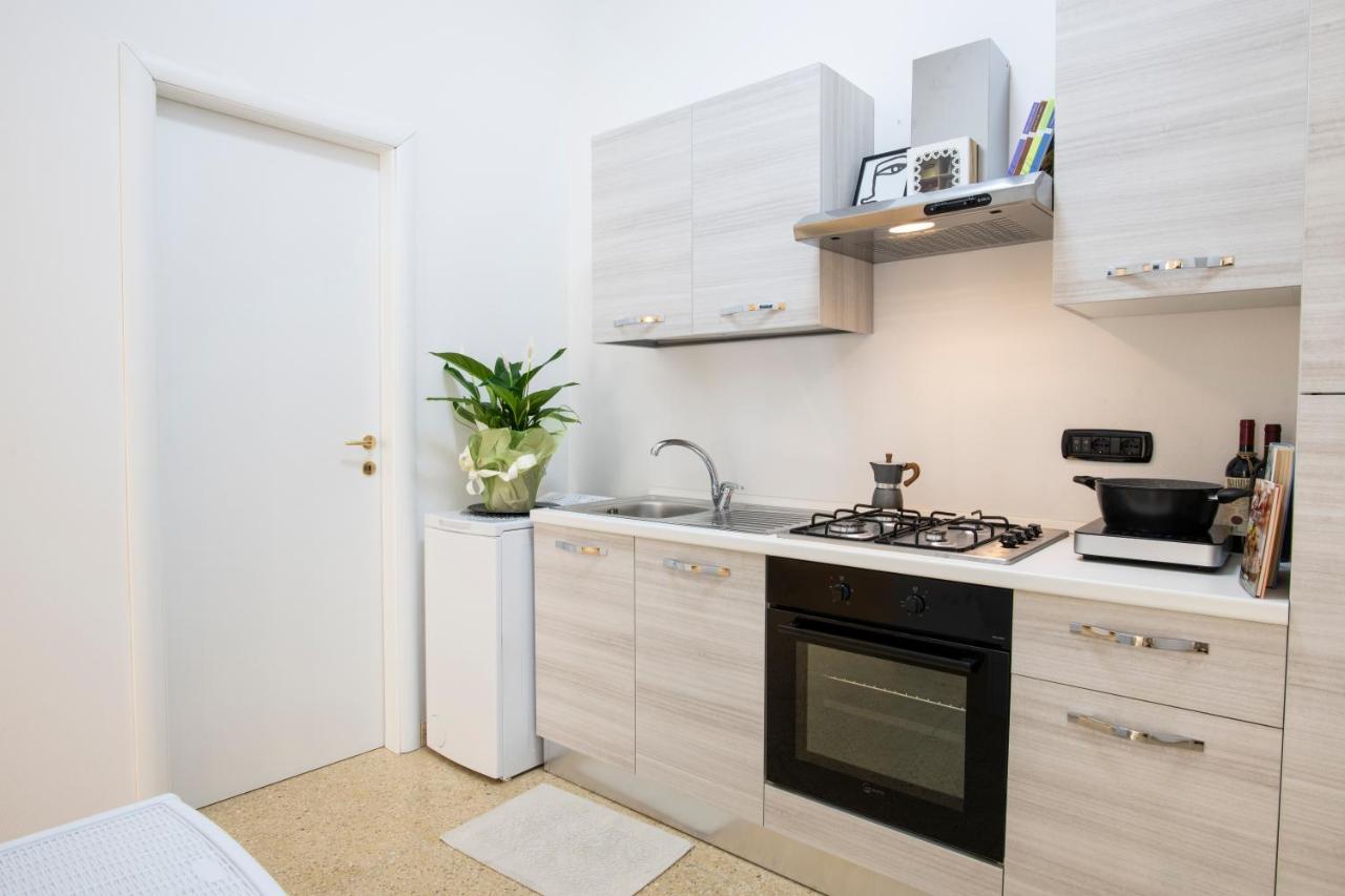 Corner Cavour Apartment Sassari Bagian luar foto